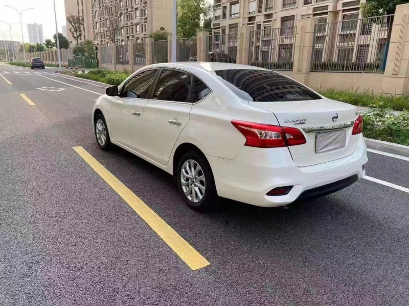 鎮江20年日產軒逸8
