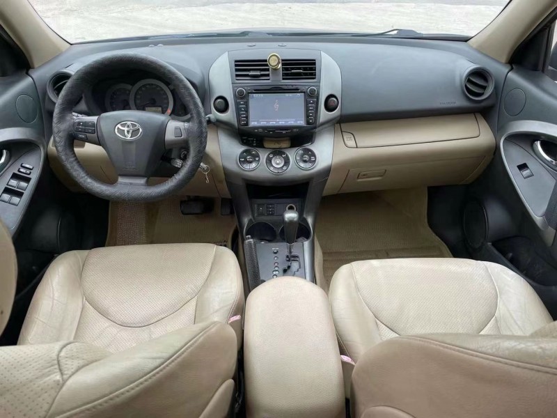 廣州11年豐田RAV4榮放4