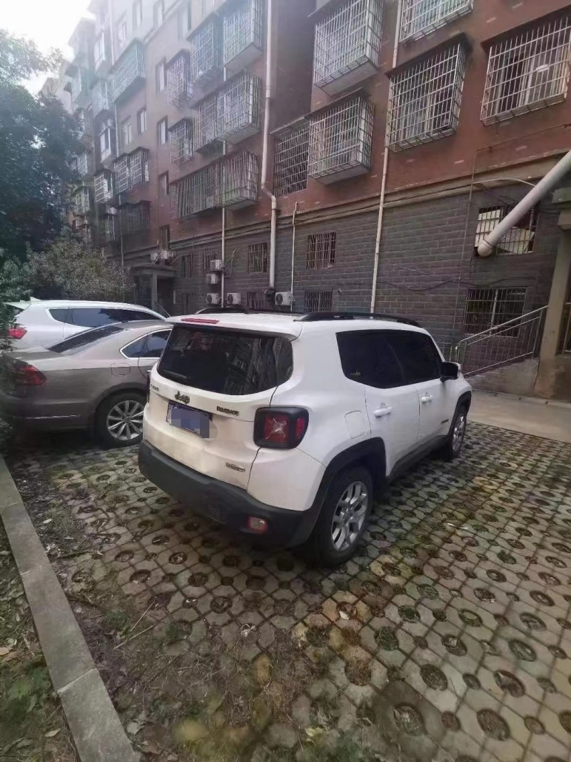 十堰18年Jeep自由俠5