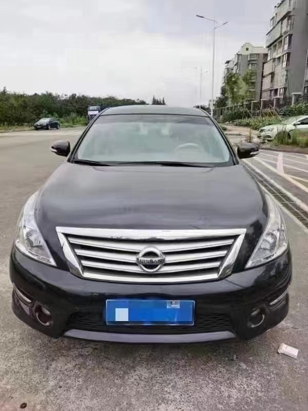 成都09年日產天籟1