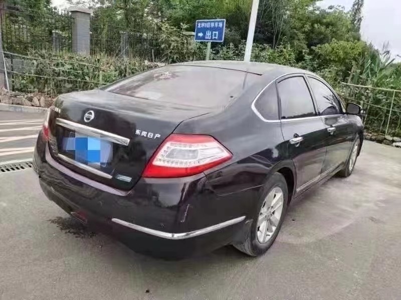 成都09年日產天籟3