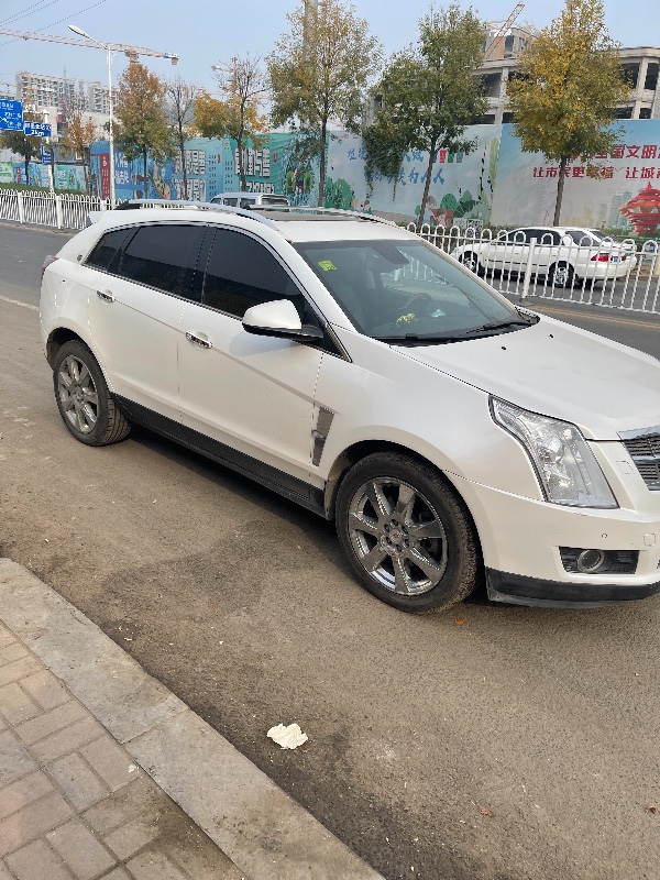 青島11年凱迪拉克SRX4