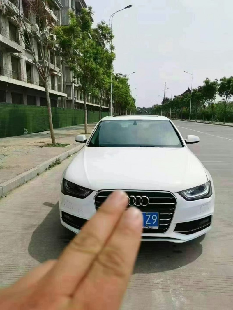 邢臺16年奧迪A4L1