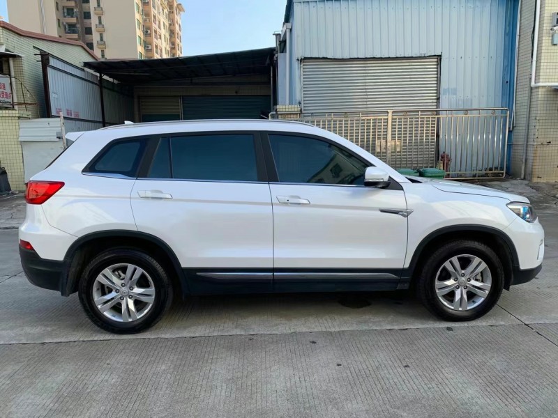 中山19年長安汽車CS752