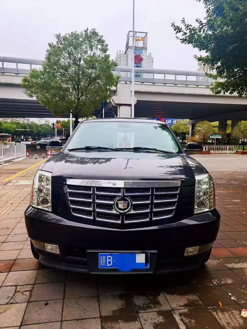 撫州07年凱迪拉克凱雷德9