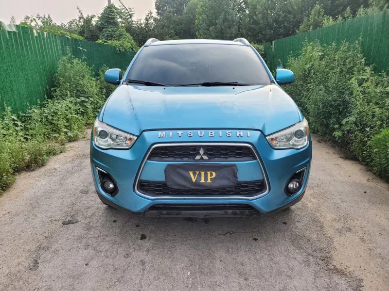 济宁14年三菱劲炫1