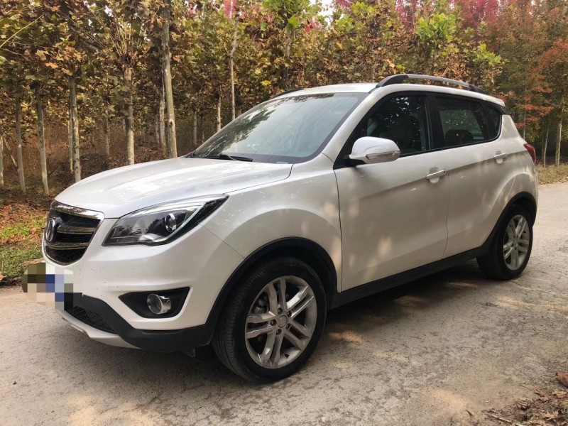 济宁17年长安汽车CS353