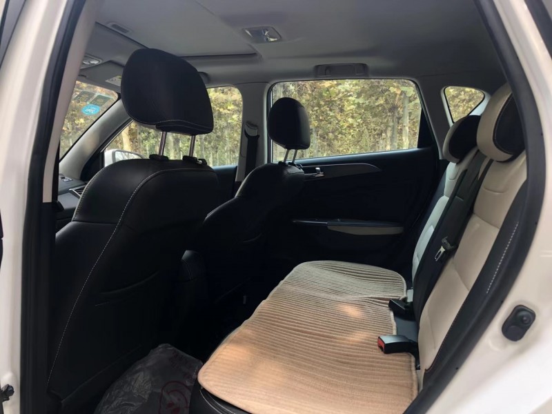 济宁17年长安汽车CS356