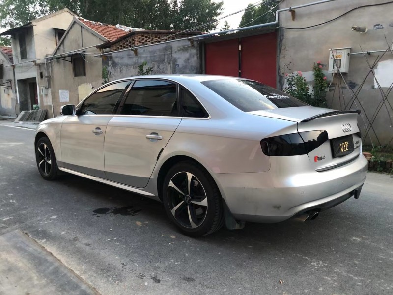 濟寧14年奧迪A4L8