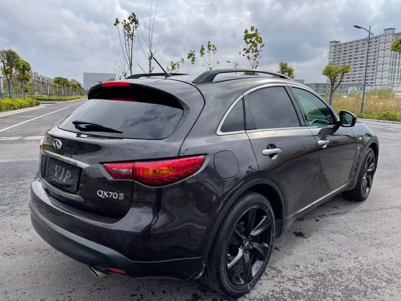 鹽城17年英菲尼迪QX709