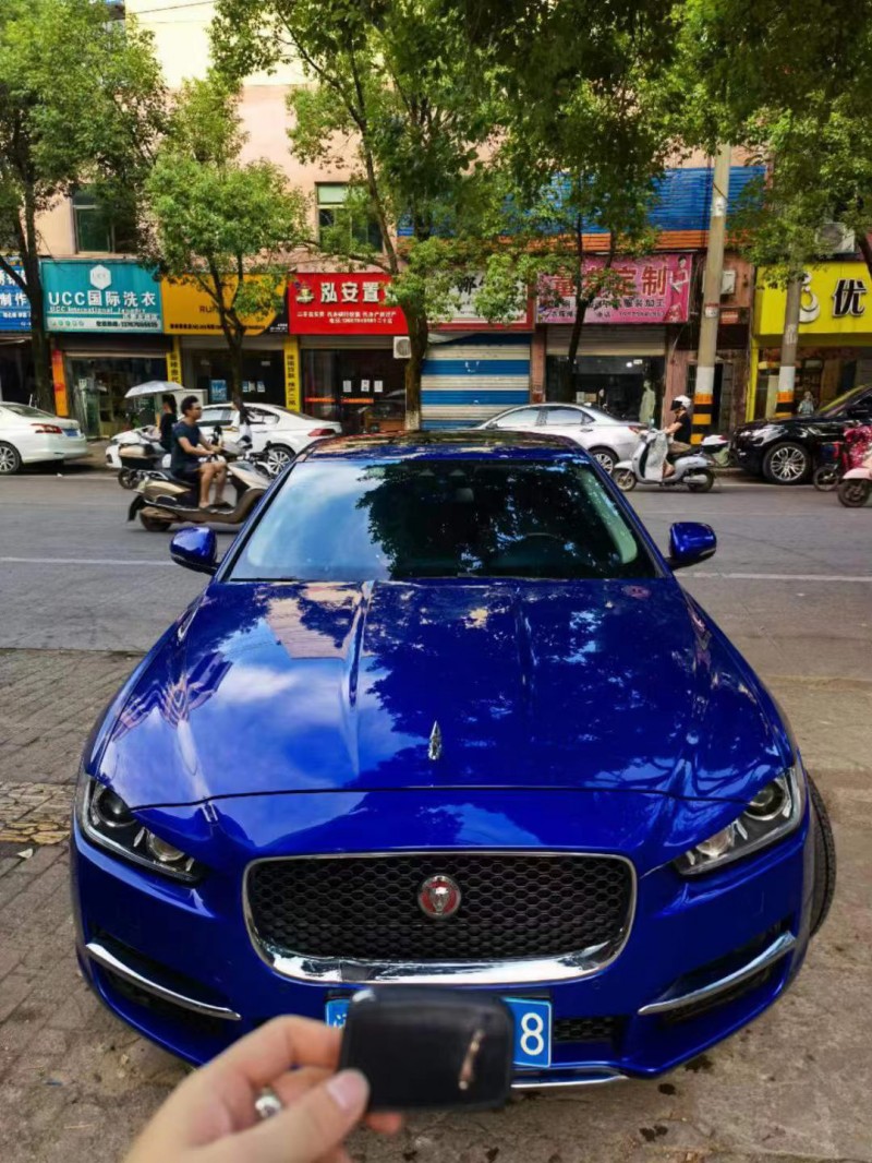 贛州19年捷豹XE1