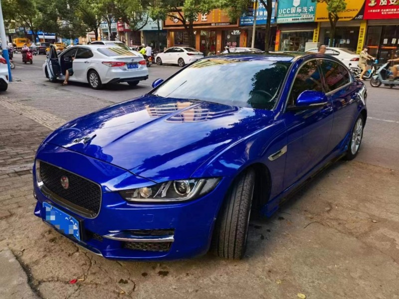 贛州19年捷豹XE3