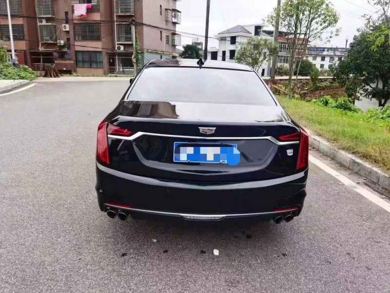 九江19年凱迪拉克CT62