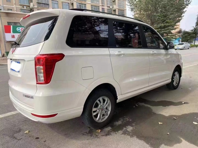 日照19年五菱汽車榮光6