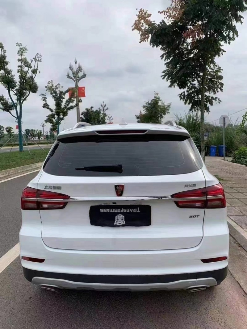 成都21年榮威RX58