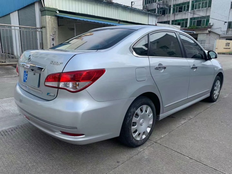 中山19年日產軒逸4