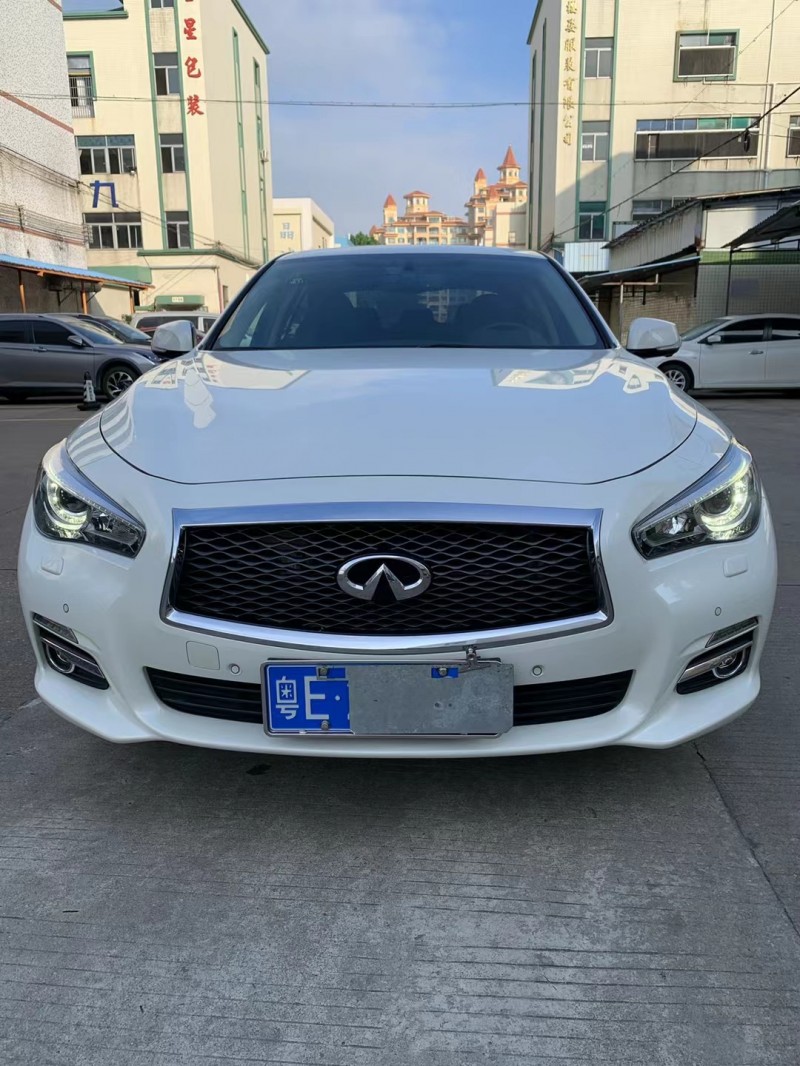 中山17年英菲尼迪Q50L1