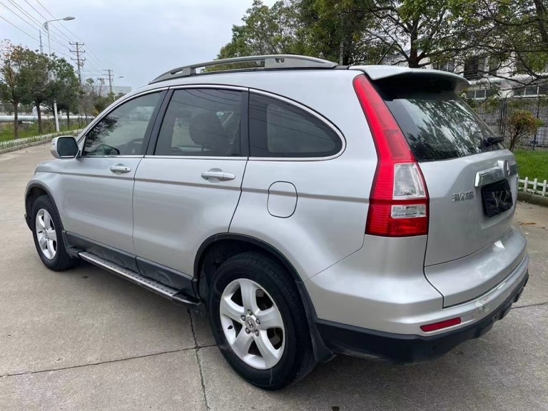鹽城11年本田CR-V1