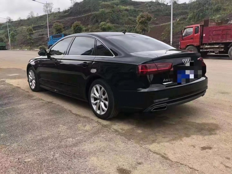 貴陽18年奧迪A6L7