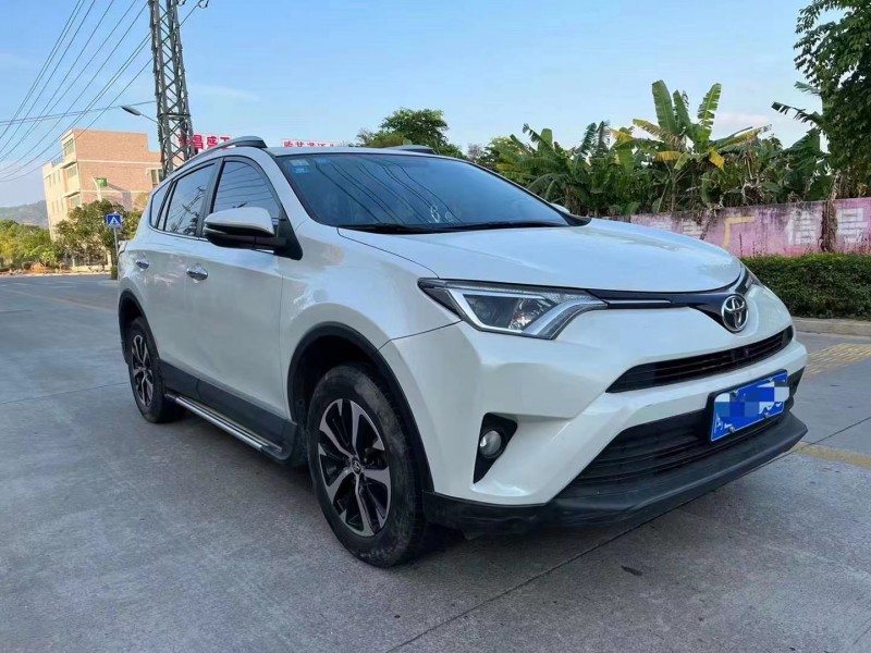 龍巖18年豐田RAV47