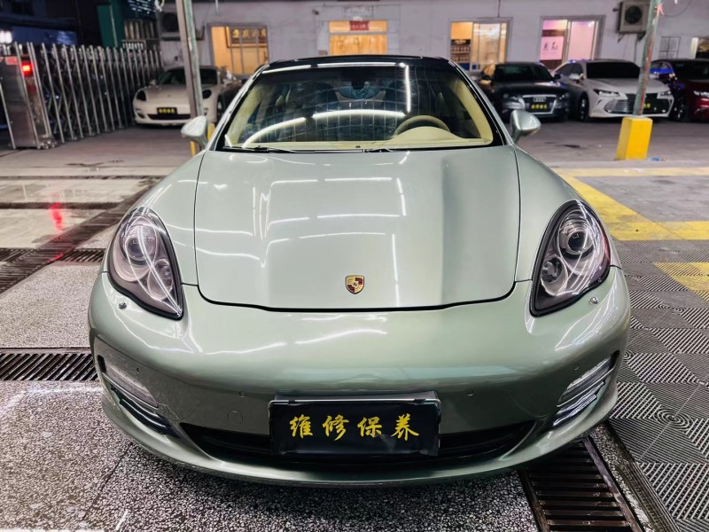 東莞12年保時捷帕拉梅拉9