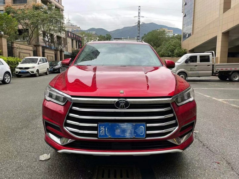 紹興21年比亞迪宋1