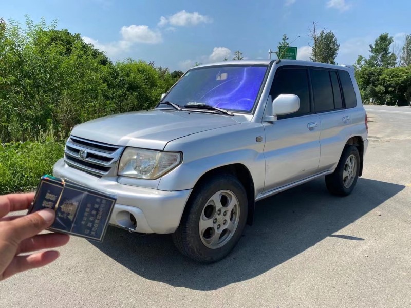武漢06年獵豹汽車飛騰3