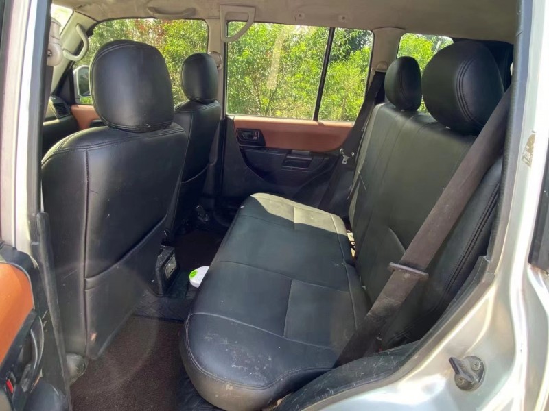 武漢06年獵豹汽車飛騰5