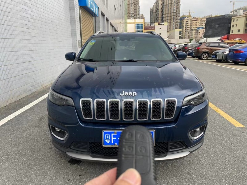 廣州19年Jeep自由光1