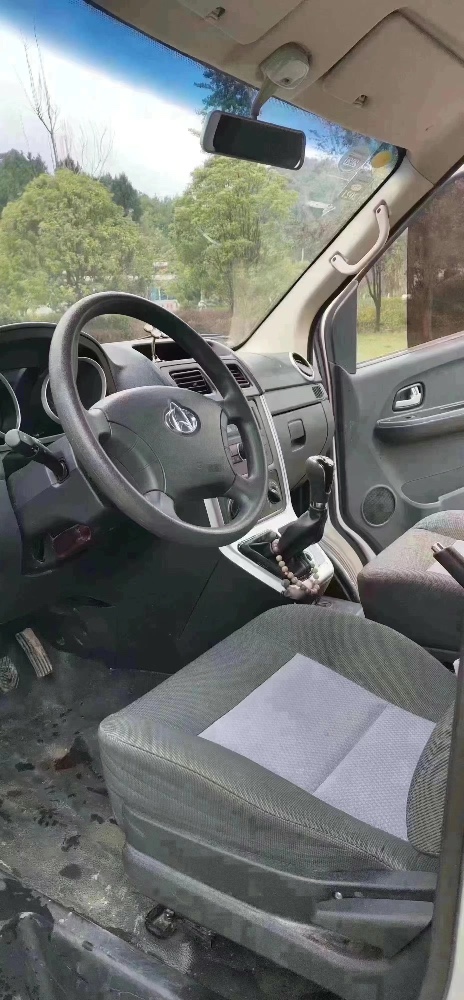 貴陽19年長安汽車睿行3