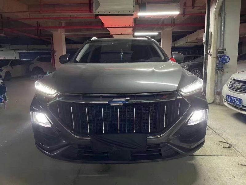 貴陽21年長安汽車歐尚1