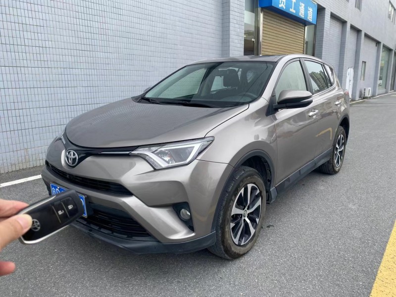 廣州19年豐田RAV4榮放2
