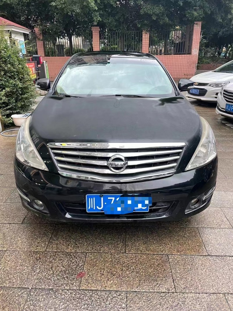 成都09年日產天籟1