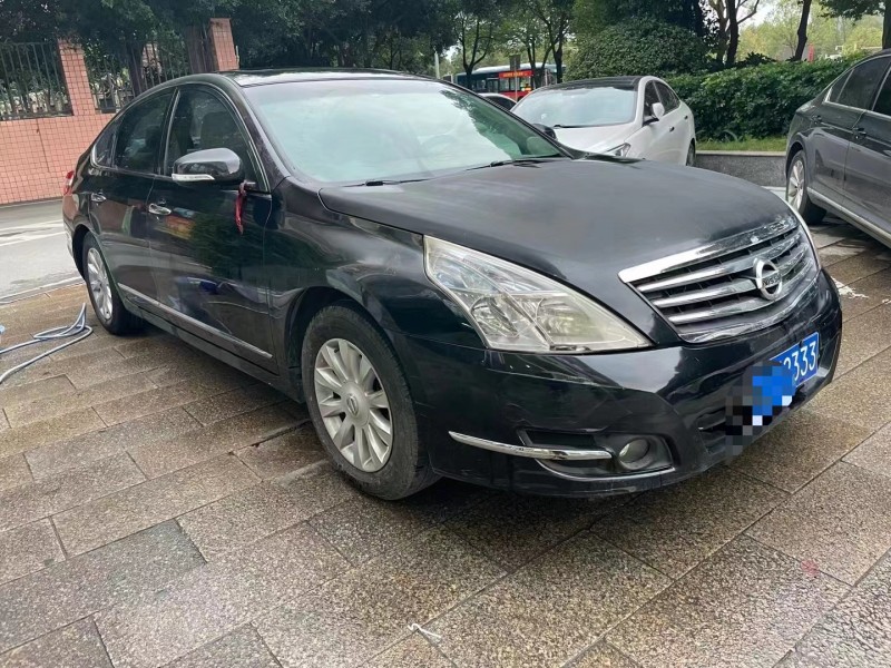 成都09年日產天籟3