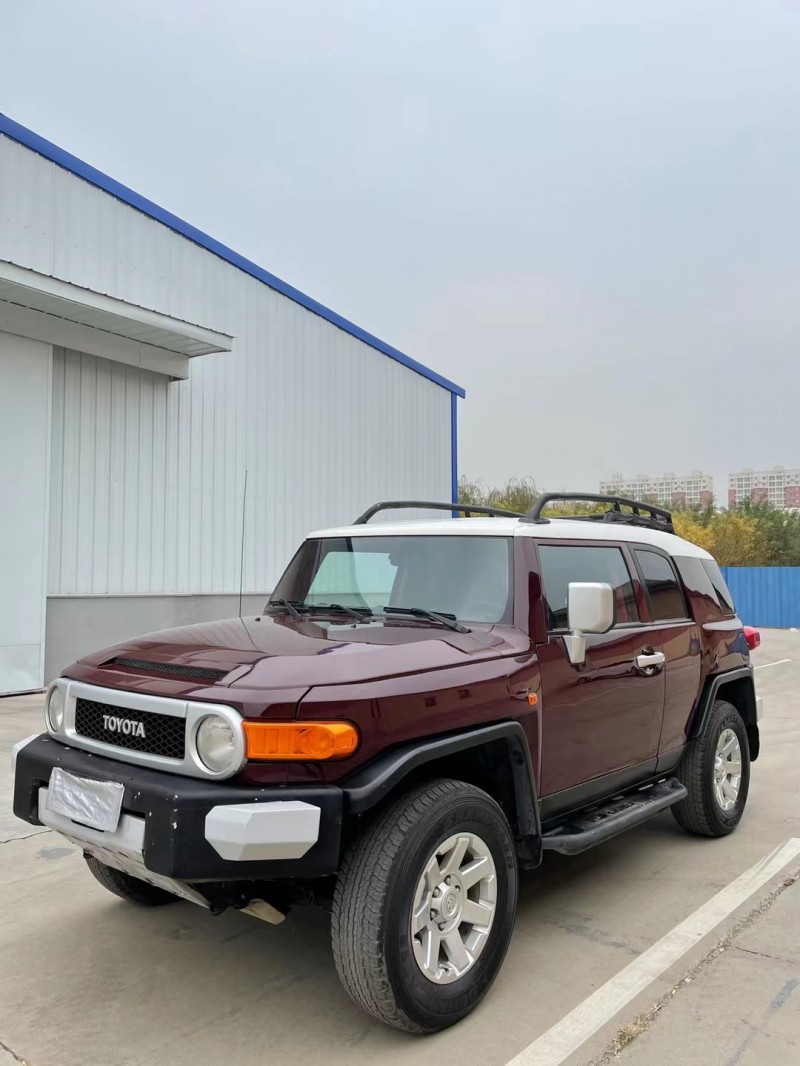 唐山11年豐田FJ8