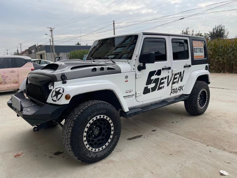 唐山17年Jeep牧馬人8