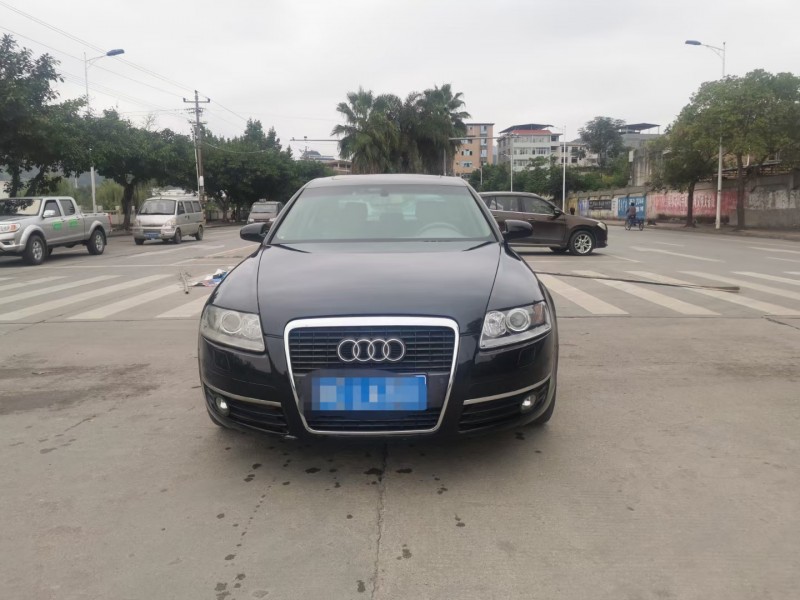 龍巖08年奧迪A6L1