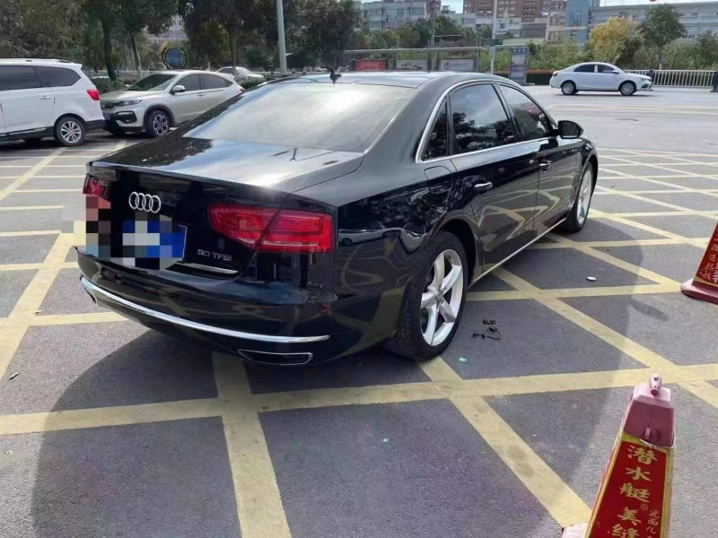 淮北14年奧迪A8L6