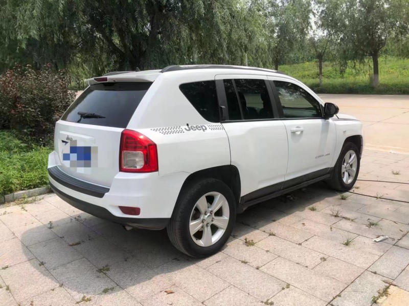 保定13年Jeep指南者6