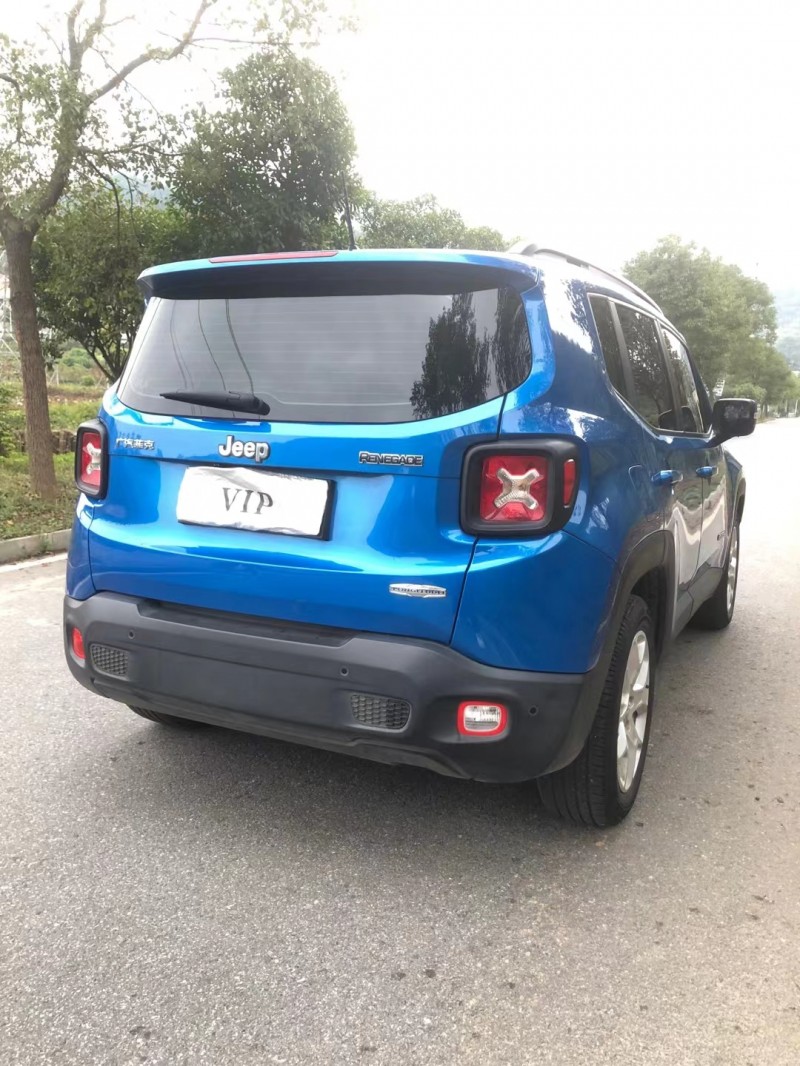 萍鄉20年Jeep自由俠6