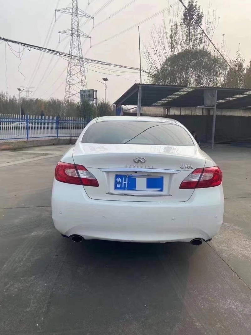 濟寧14年英菲尼迪Q709