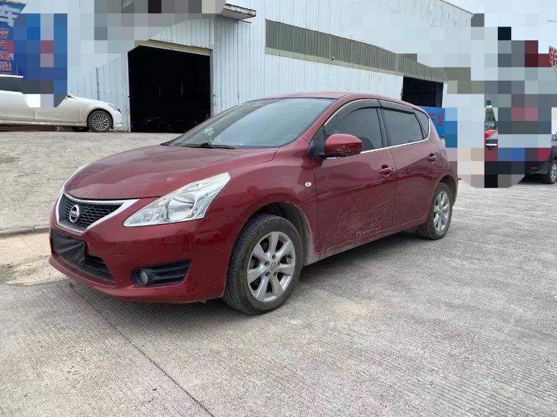 防城港13年日產騏達4