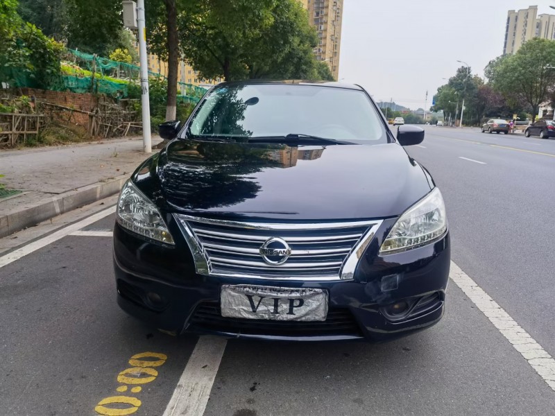 長沙14年日產軒逸1
