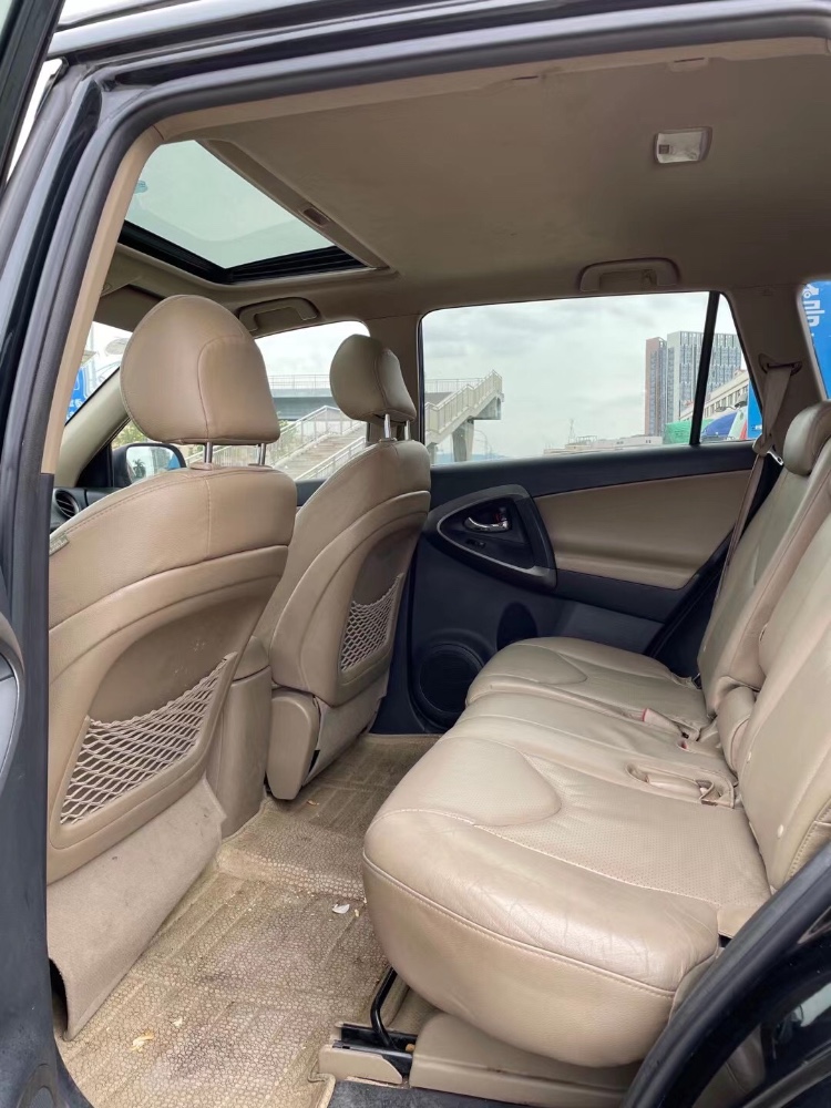 廣州11年豐田RAV4榮放4