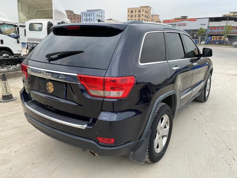 廣州12年Jeep大切諾基1