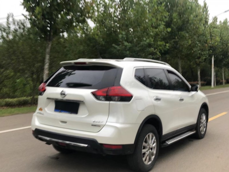 徐州19年日產奇駿7