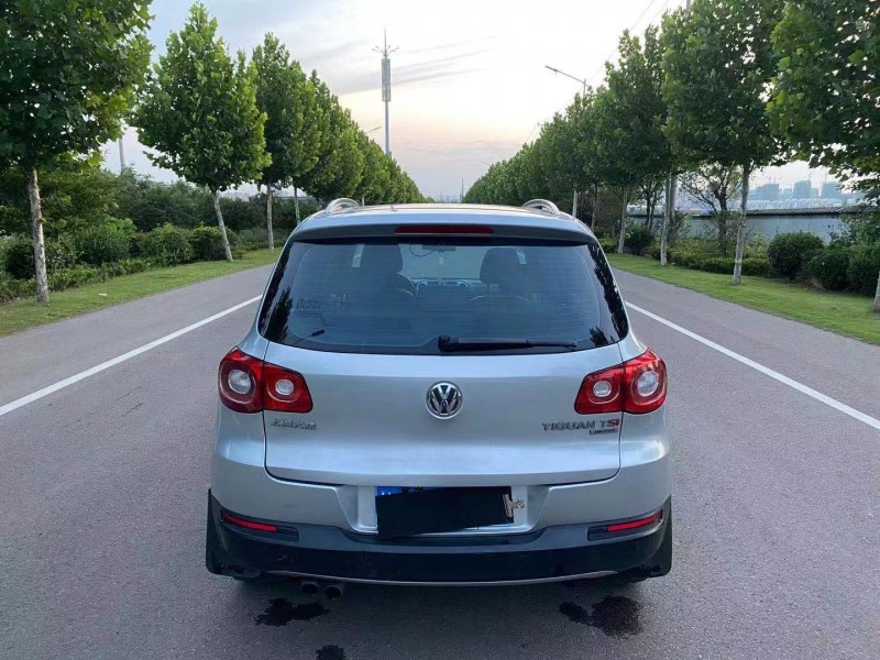 徐州10年大眾途觀3
