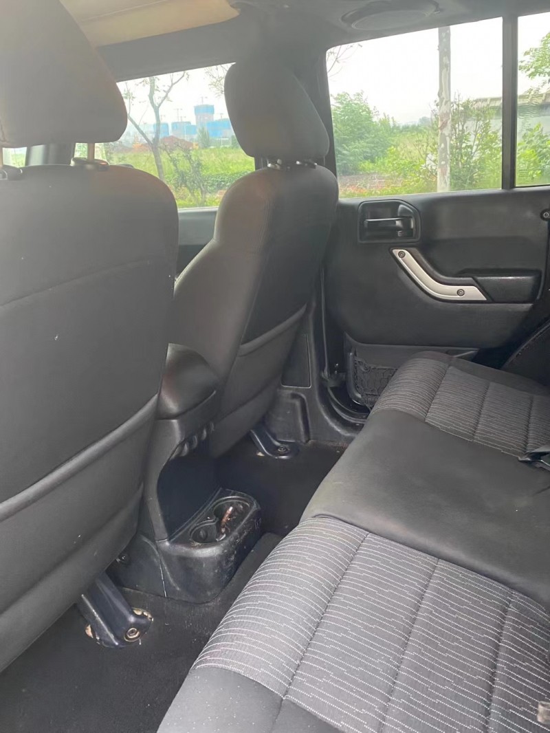 徐州11年Jeep牧馬人4