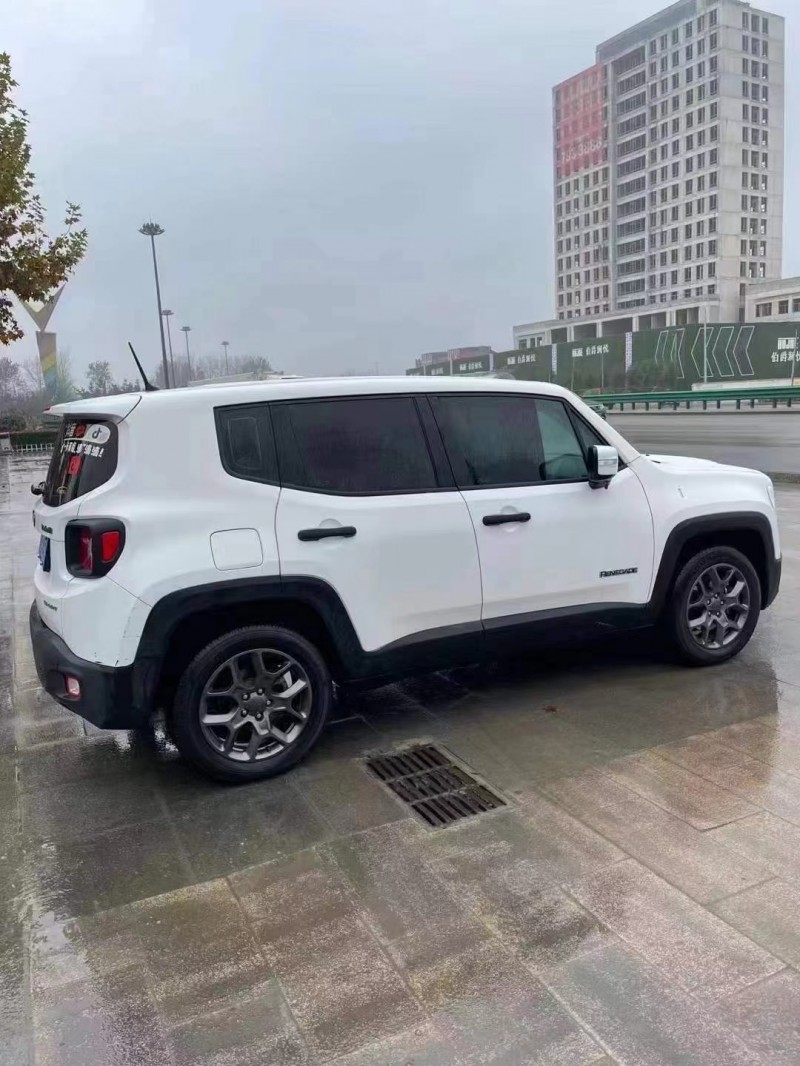 德州18年Jeep自由俠6