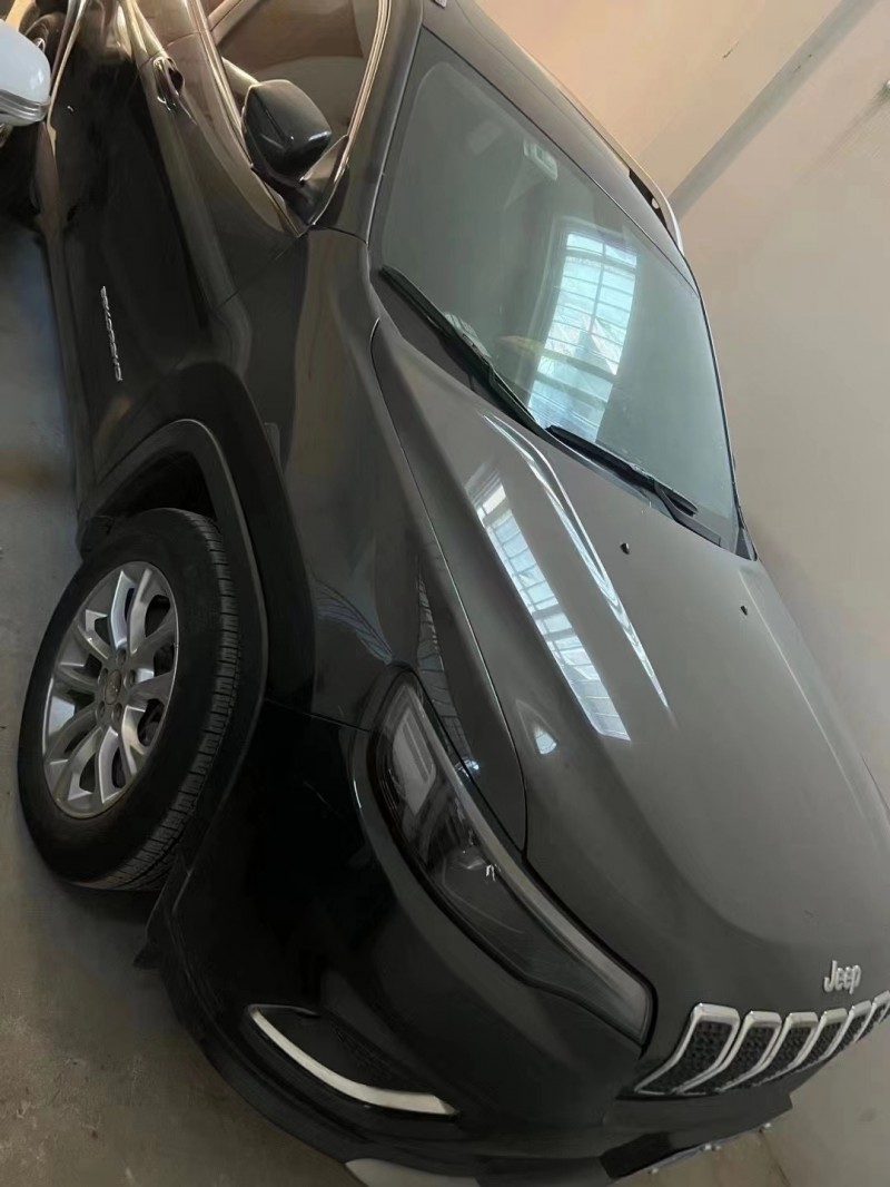 柳州20年Jeep自由光2